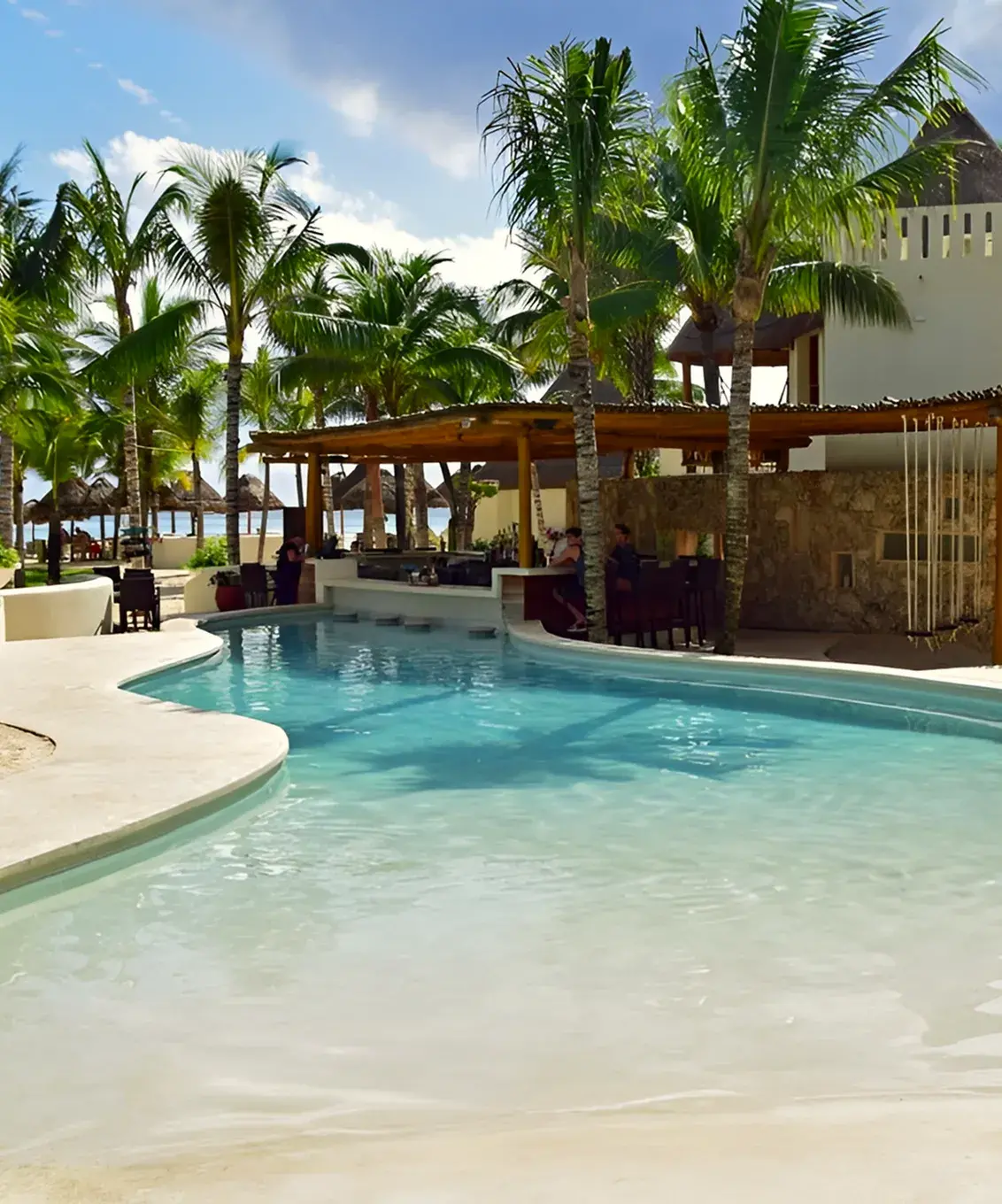 Itzi Pool